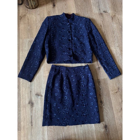 Nicole Miller Dresses & Skirts - Nicole Miller Navy Blue Floral Jacquard Skirt Suit Set Vintage Size 2